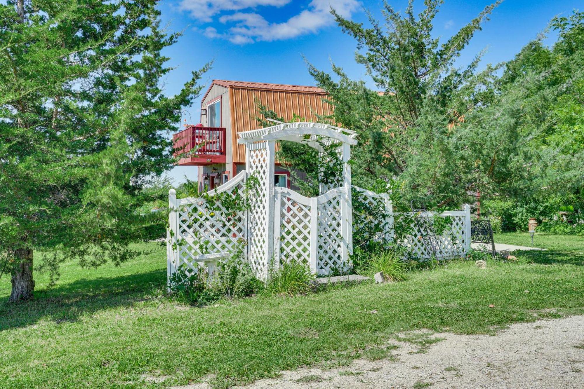 Cabin Near Cokato Lake With Outdoor Oasis And Views! Bagian luar foto